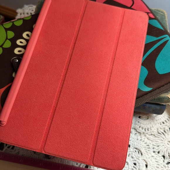 Vera Bradley Tablet Sleeve 🌺 - Picture 4 of 5